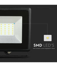 Faro Proiettore A Led Smd Da 30w Colore Nero Luce Calda 3000k Per Esterno Ip65         