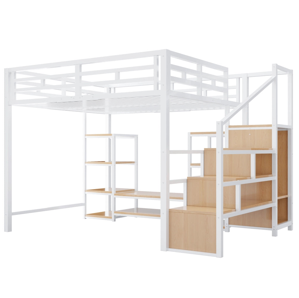 Letto a soppalco 140x200 cm in metallo e MDF bianco con supporto TV; presa e scala di sicurezza