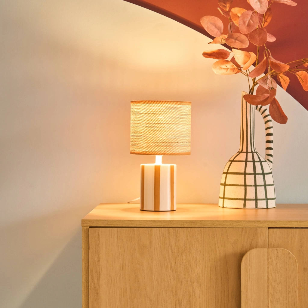 Lampada da tavolo interno ceramica paralume effetto rattan, 28cm,