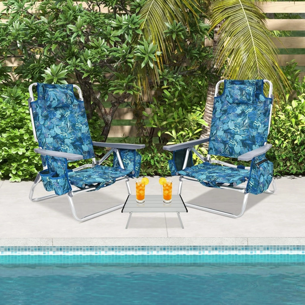 Set di 2 Lettini Prendisole Pieghevoli e Tavolino, Lettini da Spiaggia con Poggiatesta e Schienale Regolabile, Sedie Sdraio Portatile con Borse Laterali per Giardino, Piscina (Blu Marino)