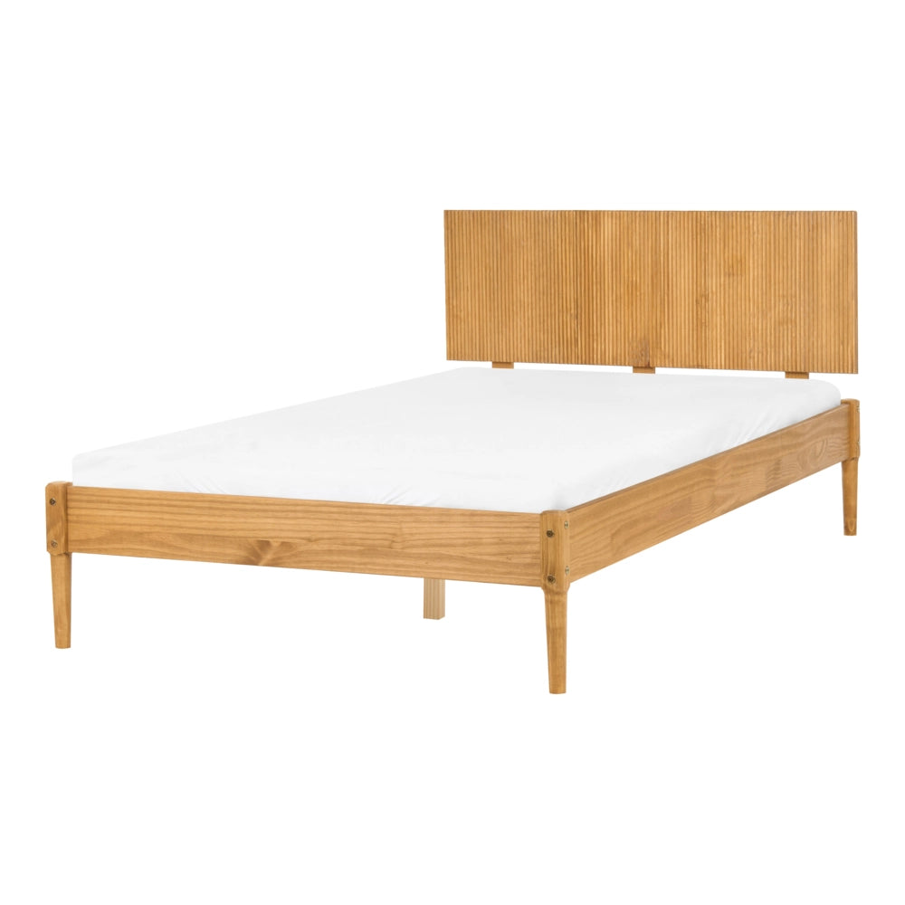 Letto matrimoniale in legno con base a doghe piane e testiera in legno marrone chiaro 120 x 200 cm stile scandinavo naturale