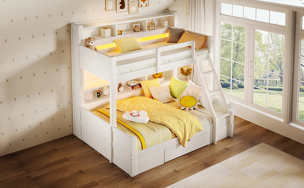 LETTO A CASTELLO 90x200 cm + 140x200 cm in legno bianco con LED