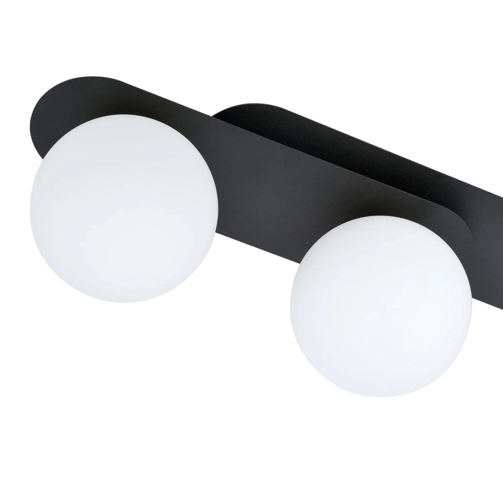 Plafoniera Minimal 3 Luci Teia In Acciaio Nero E Sfere Vetro Opale