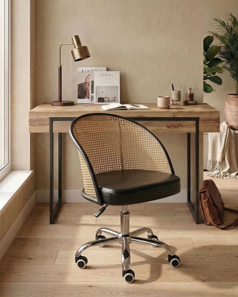 Sedia da ufficio nera in ecopelle PE Rattan Schienale girevole regolabile in altezza senza braccioli Casa Ufficio Studio Tradizionale