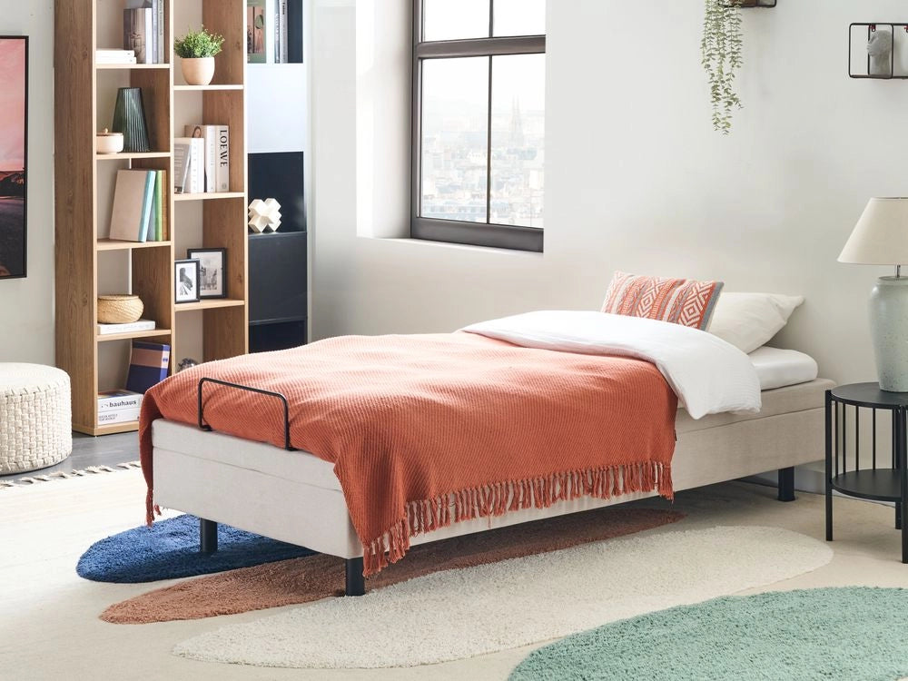 Letto elettrico matrimoniale tessuto beige chiaro regolabile con telecomando senza testiera 90x200 cm stile moderno