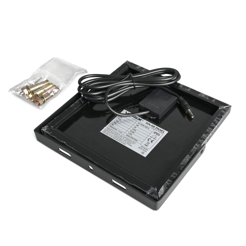 Faro LED solare 1400lm 5000K PIR con telecomando IP65