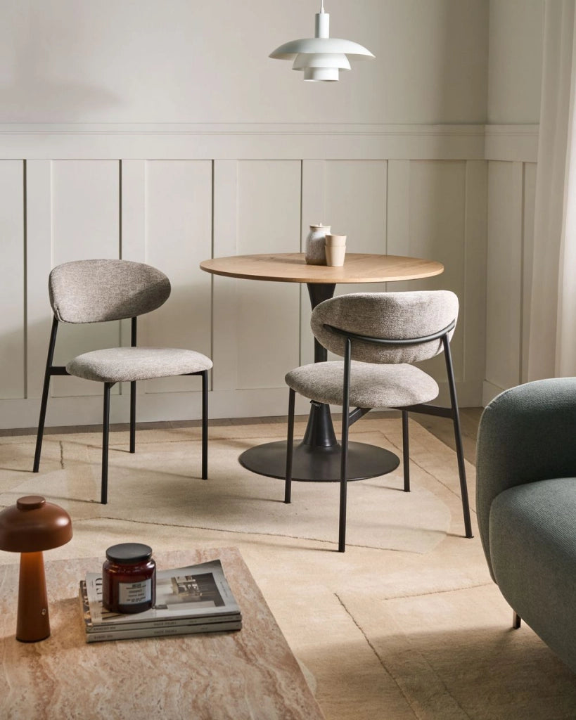 Set di 2 sedie da pranzo imbottite senza braccioli tortora base in metallo design moderno