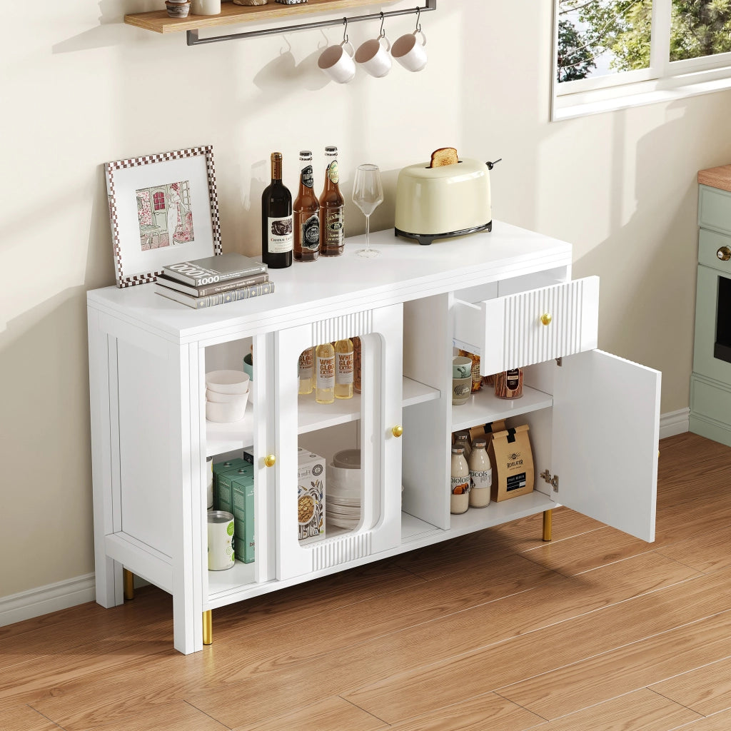 Sideboard moderno bianco con piano estensibile, ante scorrevoli in vetro e gambe metalliche dorate