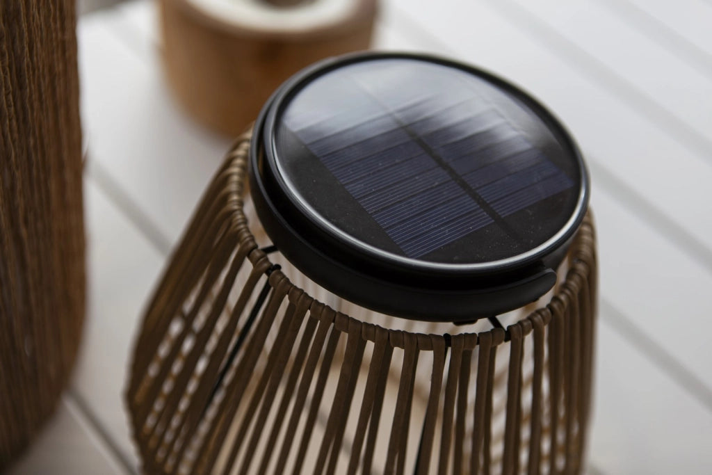 Lampada da tavolo solare LED 2,8W rattan Coppa Lutec