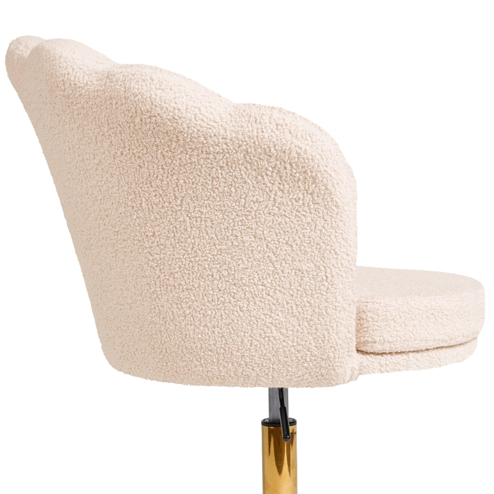 Sedia da Ufficio Girevole Beige Chiaro in Bouclé con Base a Stella Regolabile in Altezza