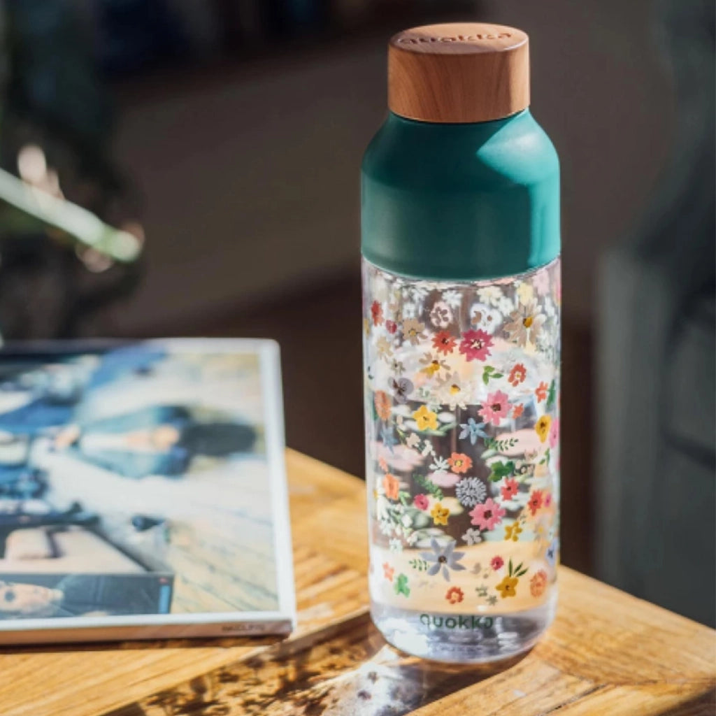 Bottiglia d'acqua riutilizzabile Ice 720ml con tappo in legno e motivo floreale Verde Quokka