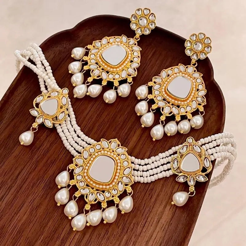 Set composto da collana e orecchini con pendente di perle, realizzati a mano: stile vintage con perline