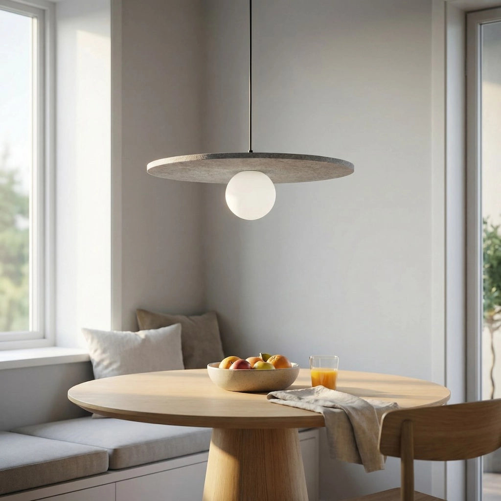 Lampada a sospensione CALMA con paralume in feltro grigio