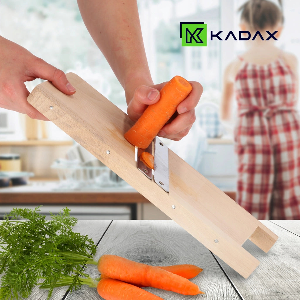 Grattugia manuale in legno KADAX per cavolo, verdure e cetrioli, 35 cm