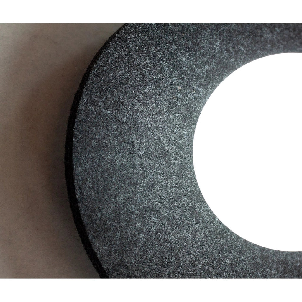 Applique Calma in feltro nero e diffusore bianco