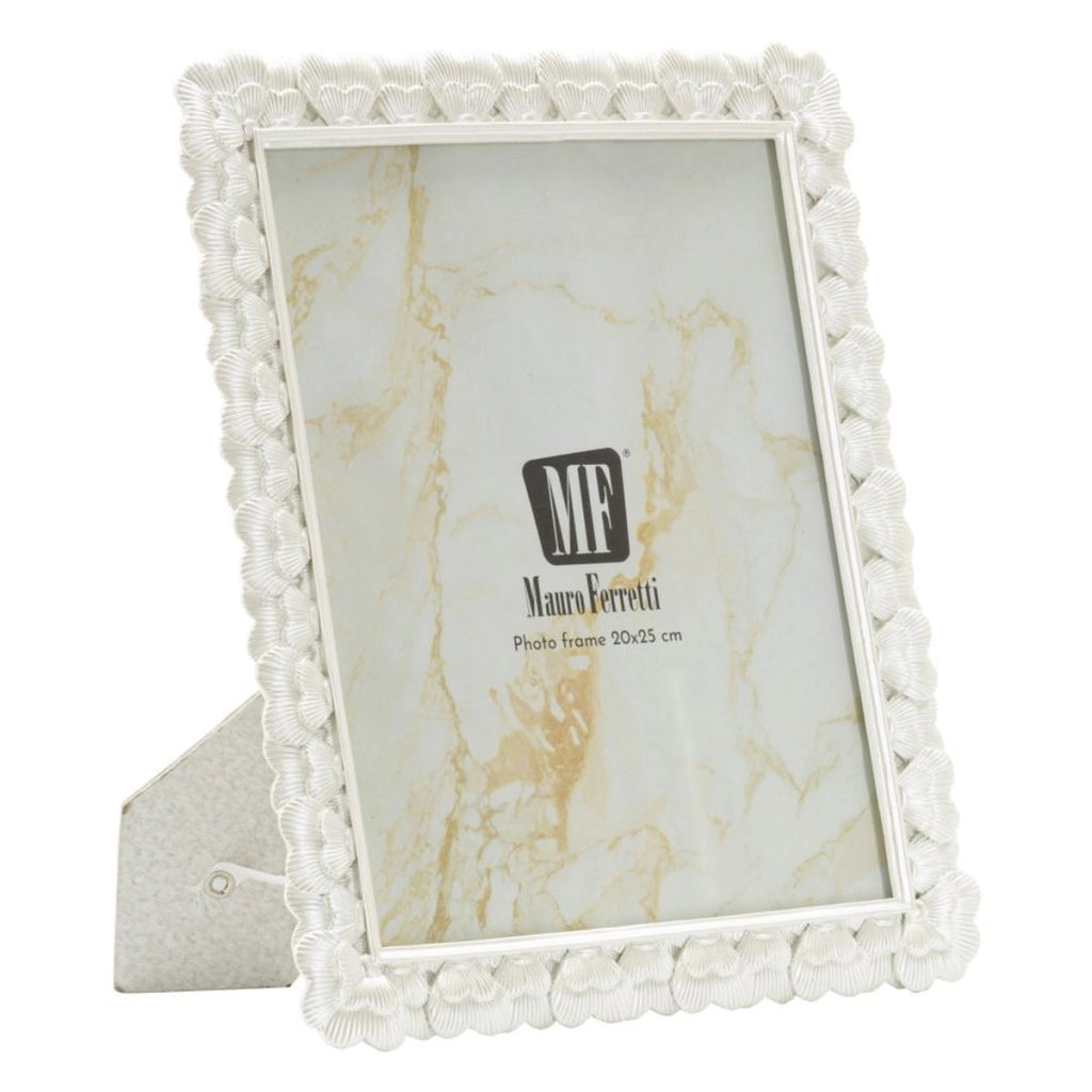 Cornice portafoto Hearty argento con profilo a cuori 20x25 cm