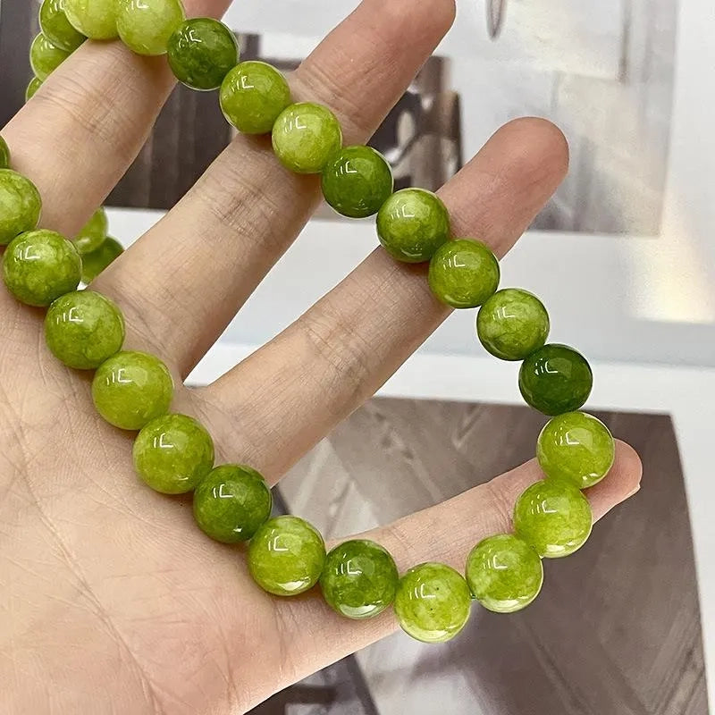 Collana con perline di agata verde: gioiello in pietra naturale realizzato a mano