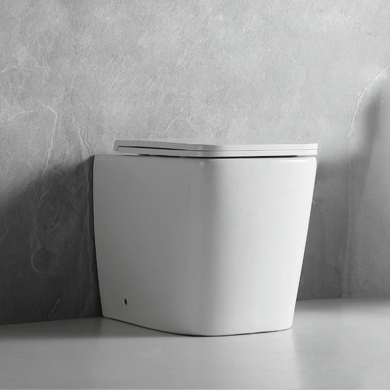 WC filo muro FT54D a pavimento in ceramica bianco 54x36x41.5H cm.