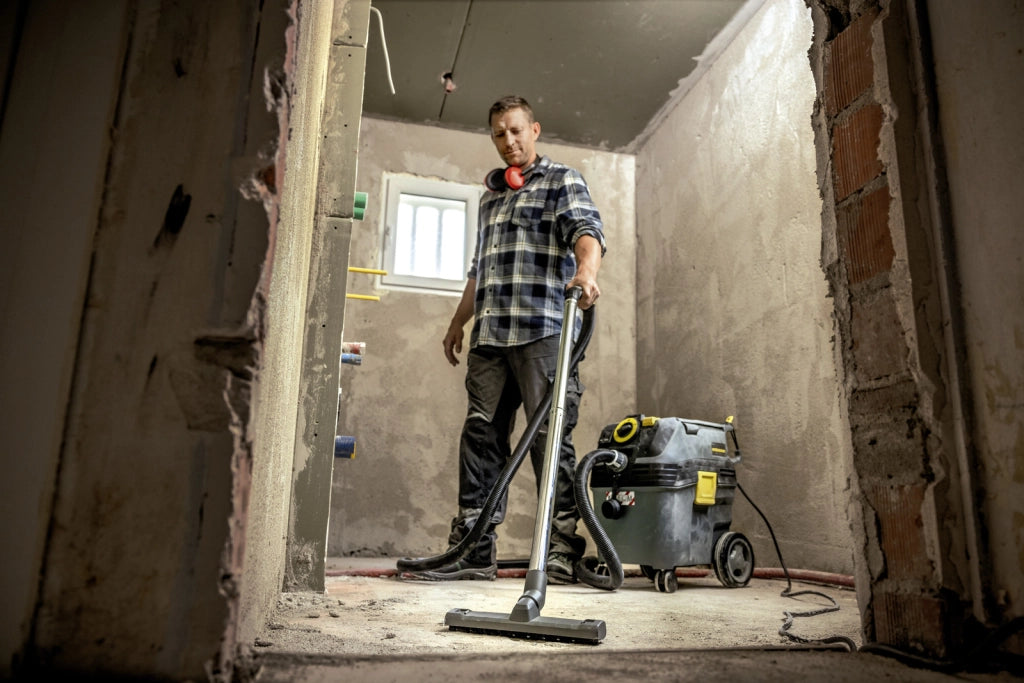 KARCHER Bidone aspiratutto Professionale NT 30/1 Ap Te M - Portata aria: 74 l/s - Aspirazione: 273 / 27.3 mbar / kPa - Capacità del contenitore: 30 l