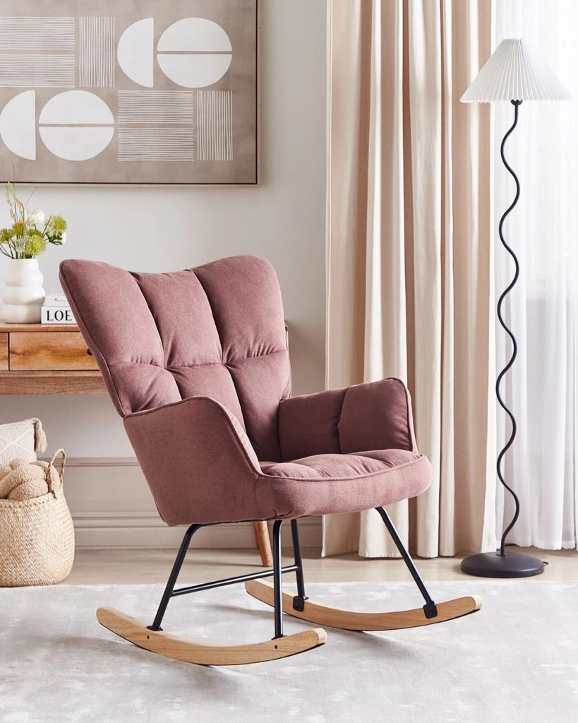 Sedia a dondolo Tessuto Boucle rosa Rivestimento Gambe in legno  Moderna