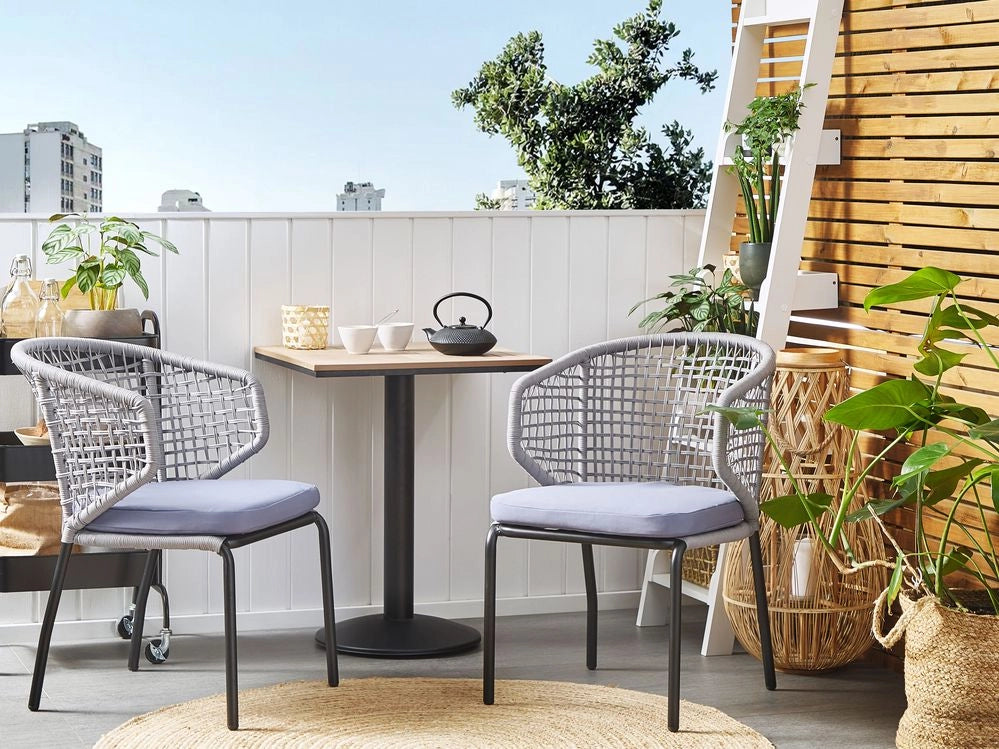 Tavolino da caffè da bistrot da giardino in legno chiaro piano quadrato 60x60 cm base in metallo Nero rustico moderno