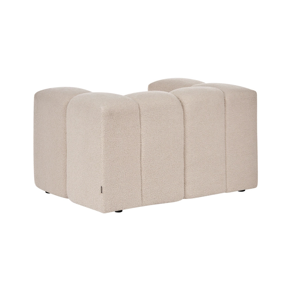 Poltrona imbottita in bouclè con braccioli stile moderno beige