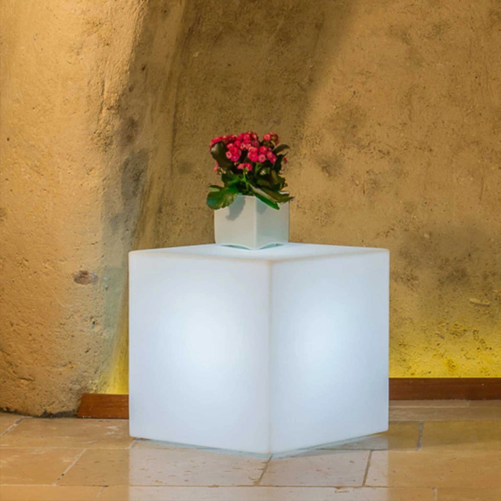 Cubo luminoso in Polipropilene cm 40x40x40 - DARIN