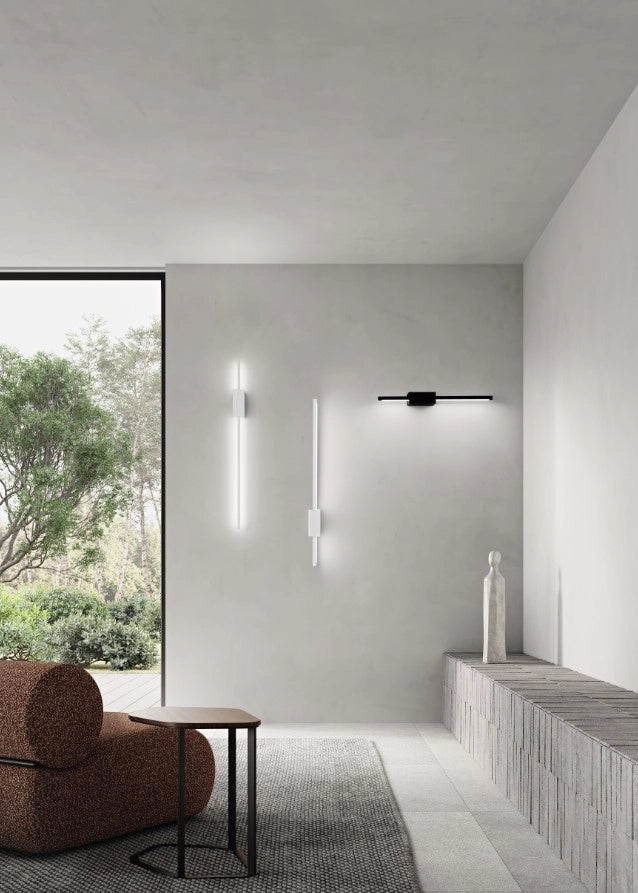 AGOS APPPLIQUE A LED NERO 12W 3000K 860LM H.60CM