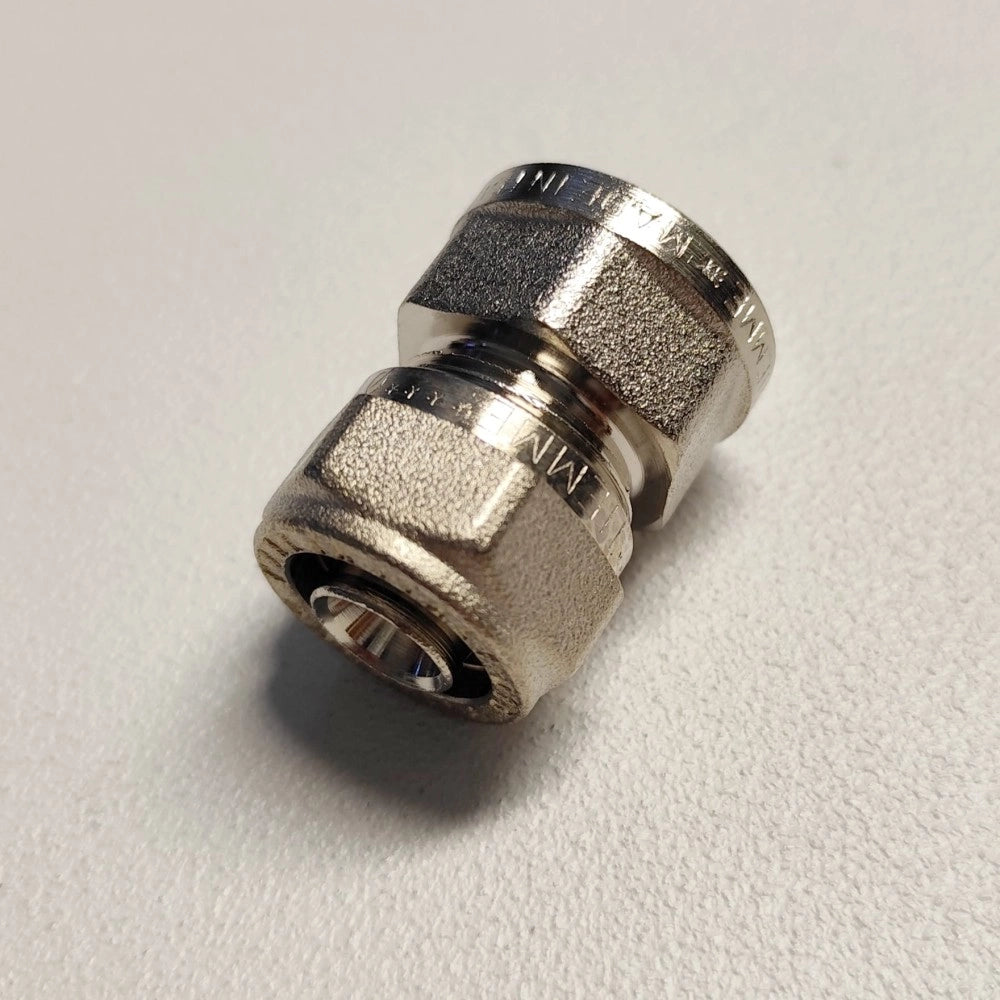 Raccordo 16x3/4'' diritto f femmina a stringere per tubo multistrato