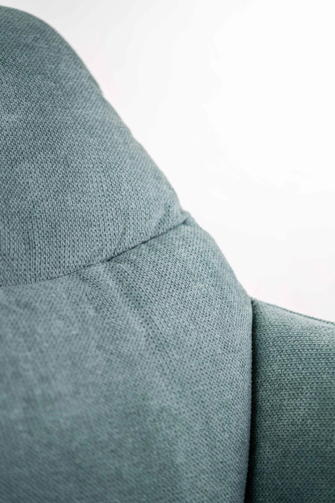 Poltrona Grace con struttura in polipropilene e base in metallo, seduta imbottita in tessuto colore acquamarina - Design Moderno