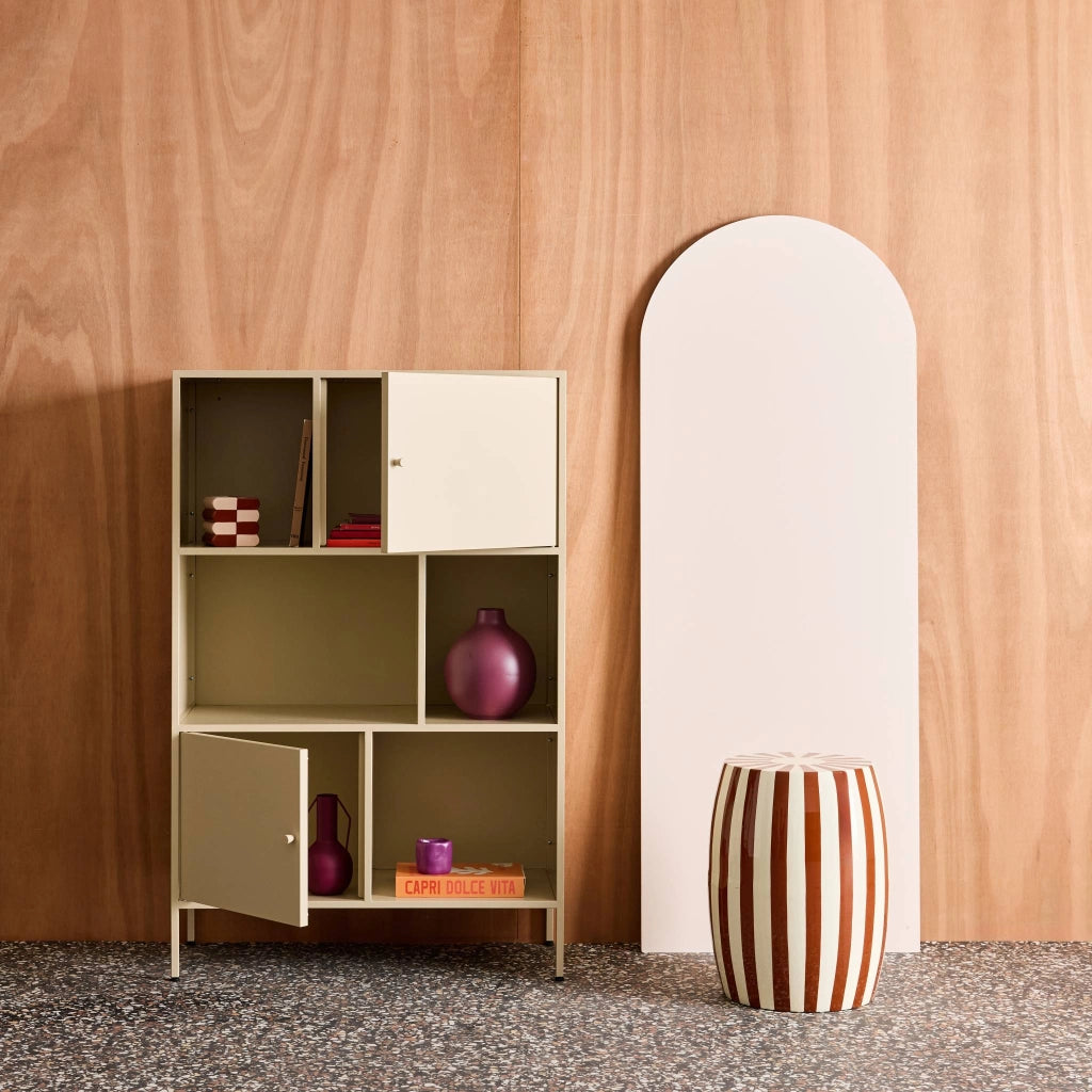 Credenza industriale in metallo con 6 scomparti, crema