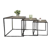 SET DI TRE TAVOLINI RETTANGOLARI CON STRUTTURA IN METALLO NERO E TOP IN MDF EFFETTO LEGNO SCURO MISURE: 35X40CM, 40X45CM, 45X50CM