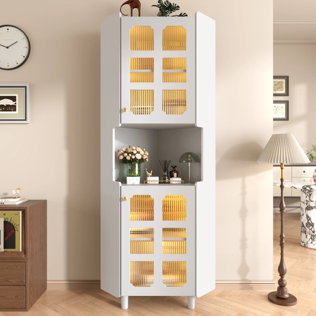 Mobile angolare bianco in MDF laccato con luce a diodi e vani per ottimizzare lo spazio utile