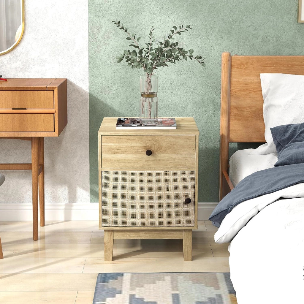Comodino in Rattan 40 x 39 x 55 cm, Mobile Moderno con Cassetto, Armadietto e Gambe in Legno Massello, Tavolino in Stile Boemia per Camera da Letto, Soggiorno e Salotto (Nero)