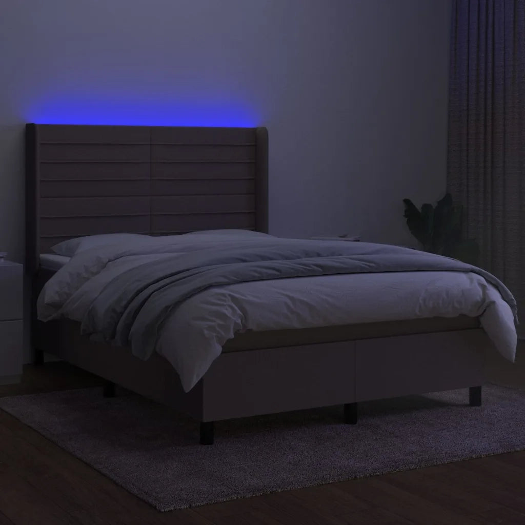 Letto a Molle con Materasso e LED Tortora 140x200 cm in Tessuto 3138961