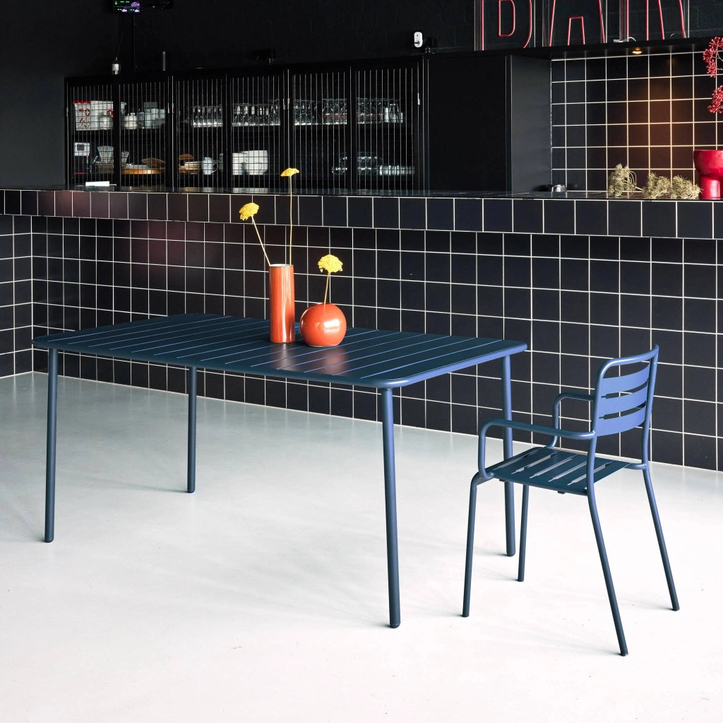 Tavolo da giardino bistrot in metallo 6-8 posti, 160cm, blu navy