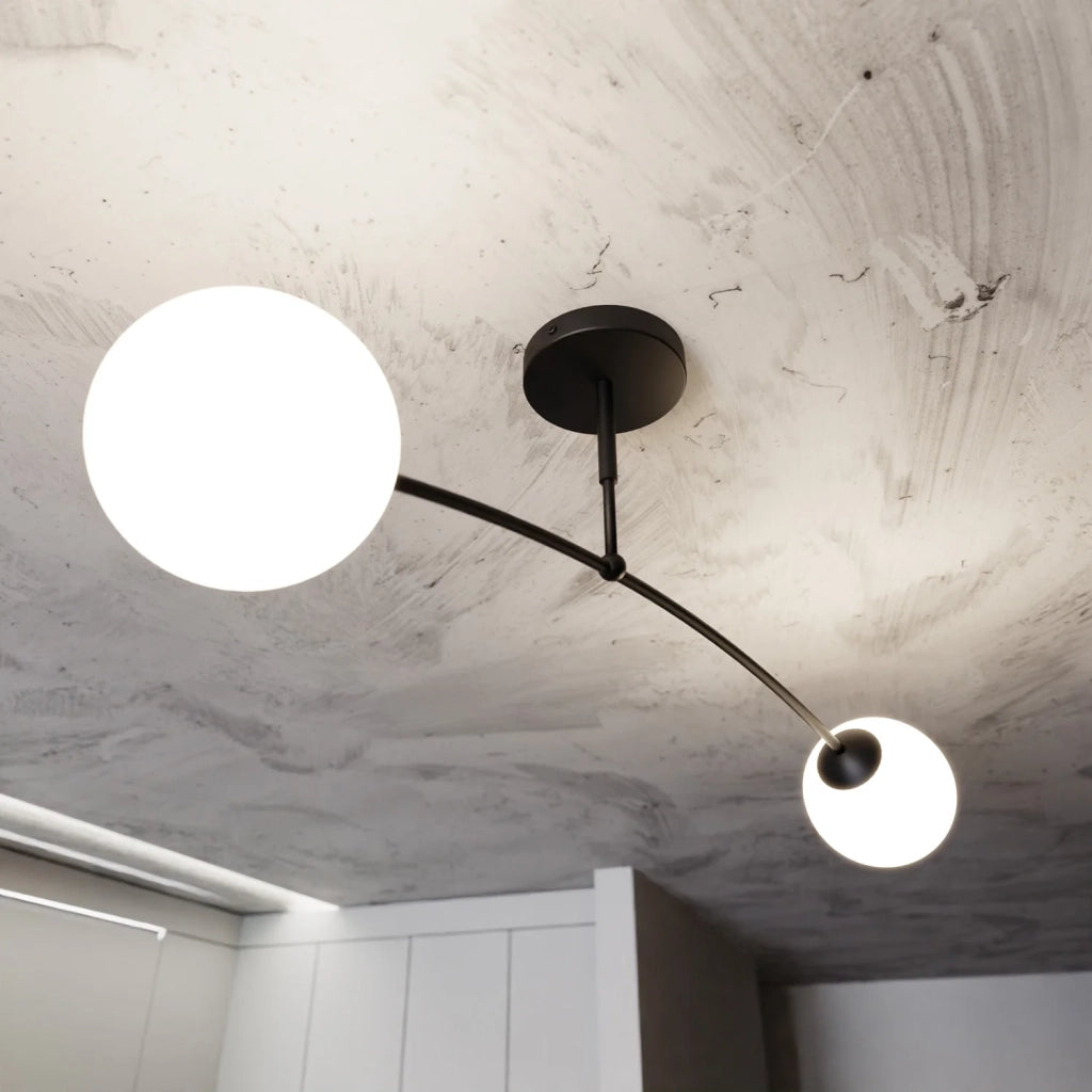 Plafoniera Moderna 2 Luci Susanoo In Acciaio Nero E Vetri A Sfera In Bianco