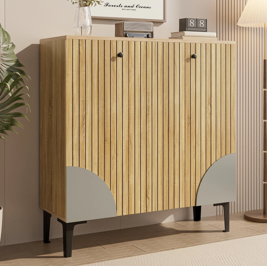 Scarpiera moderna 90x32x94 cm in effetto legno con ante; ripiani interni e gambe nere