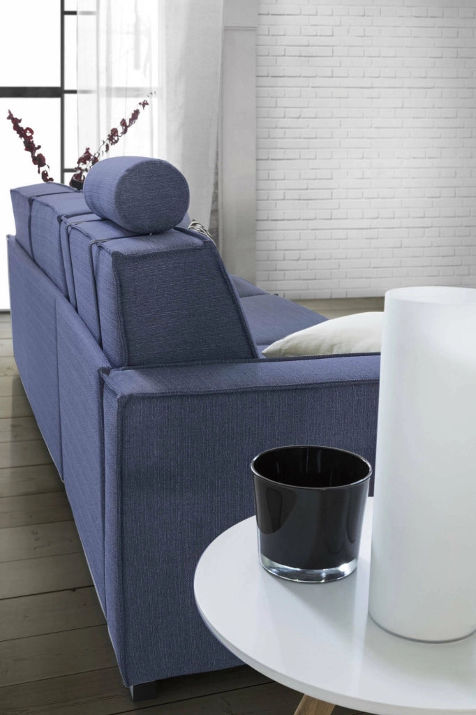 Divano Letto Alisa, Divano a 2 posti Large, Made in Italy, SofÒ  Soggiorno con apertura girevole, in tessuto imbottito, con Braccioli slim, cm 180x95h90, Blu