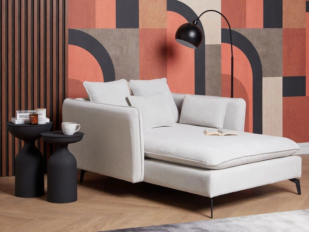 Chaise Lounge Beige Chiaro Poliestere Tessuto Imbottito Braccioli Cuscino Schienale Design Moderno Soggiorno Simmetrico