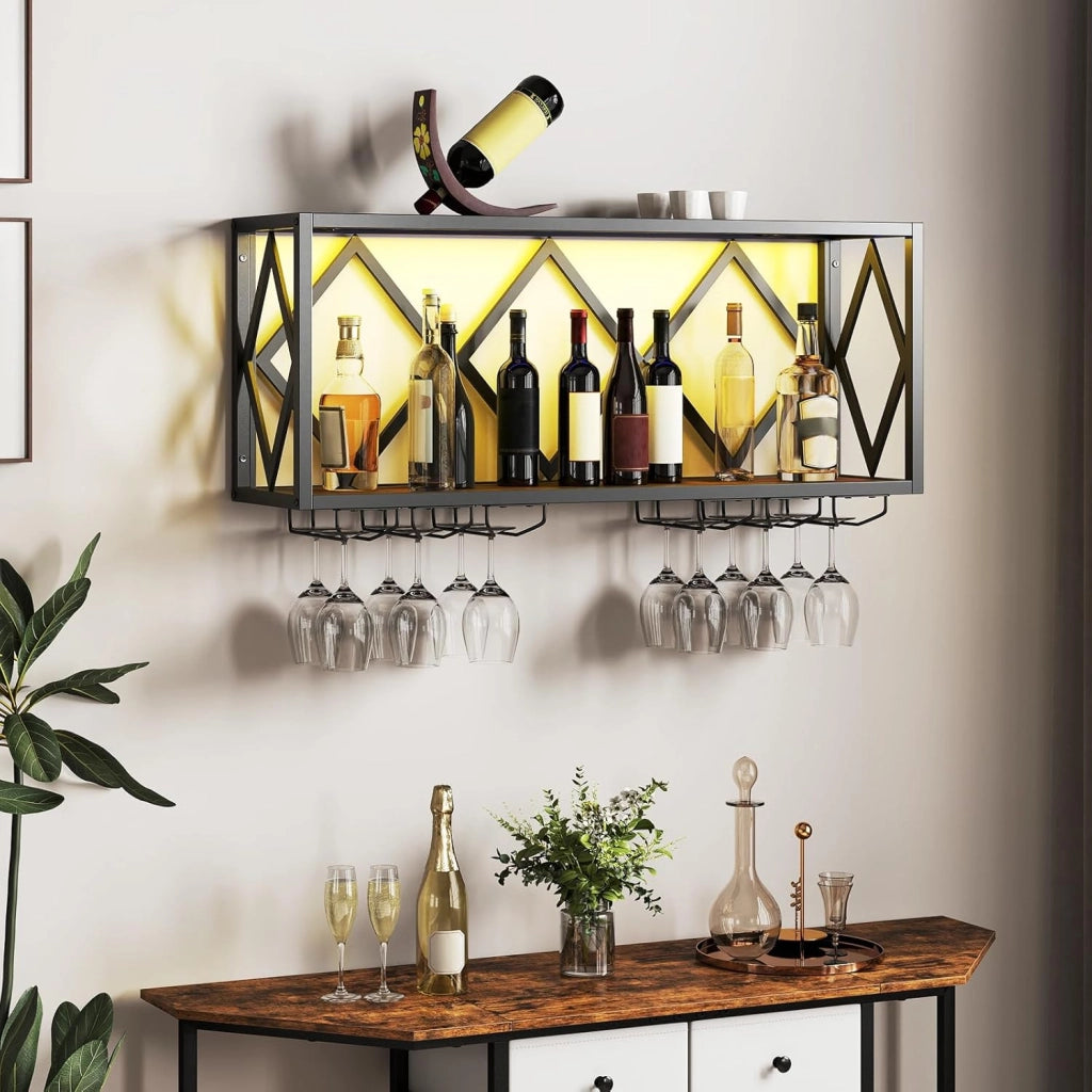 Portabottiglie da Parete, Scaffale per Esposizione di Vino con Striscia LED a 16 Colori, 6 File di Portabicchieri, Scaffale per Conservare 39 Bottiglie e 12 Bicchieri, 51 x 26,5 x 60 cm