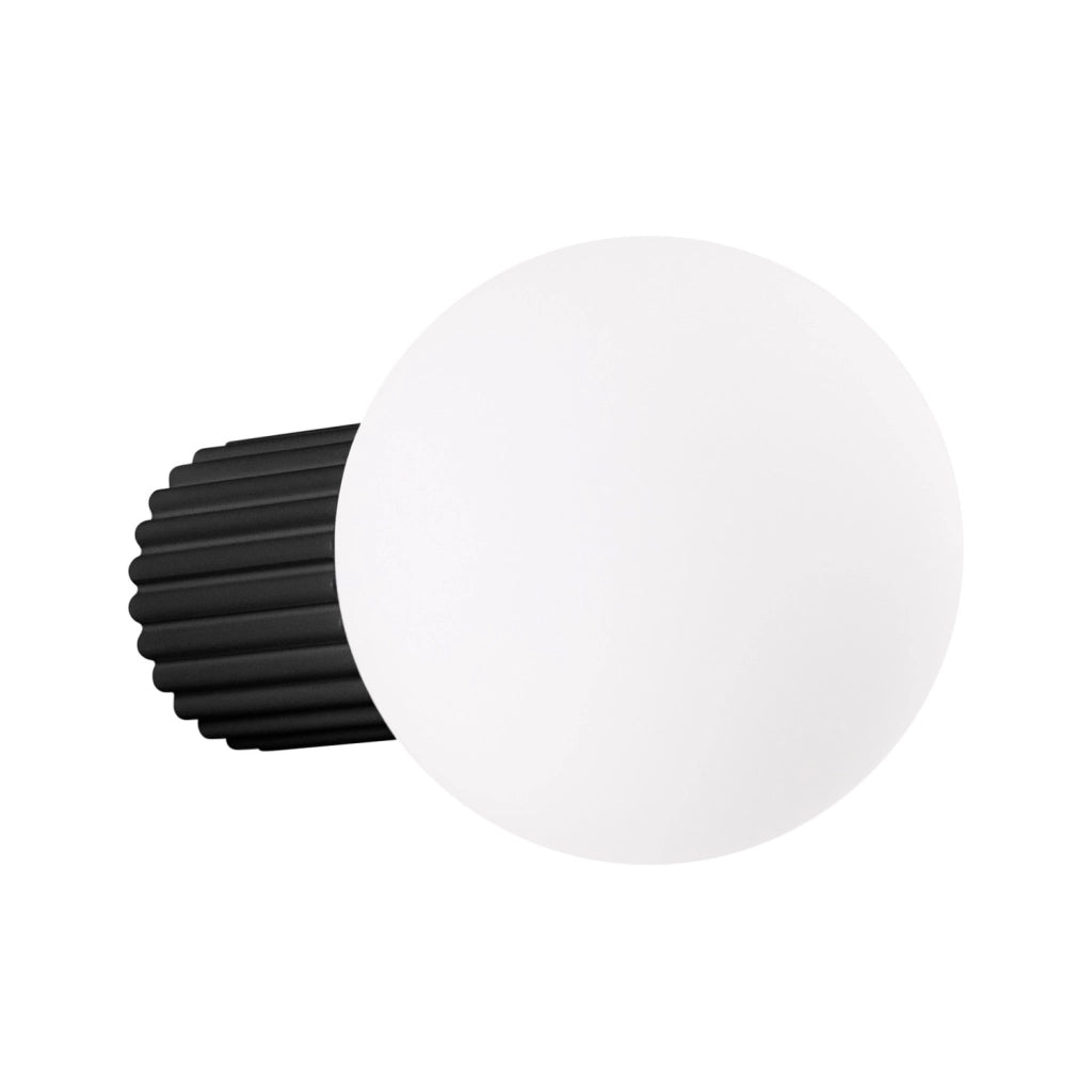 Applique moderna nera rigata, globo vetro G9 IP44 SFERA