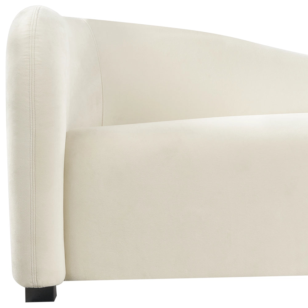 Set da salotto in velluto bianco sporco con divano e poltrone imbottiti davanti e dietro, schienale curvo, design moderno