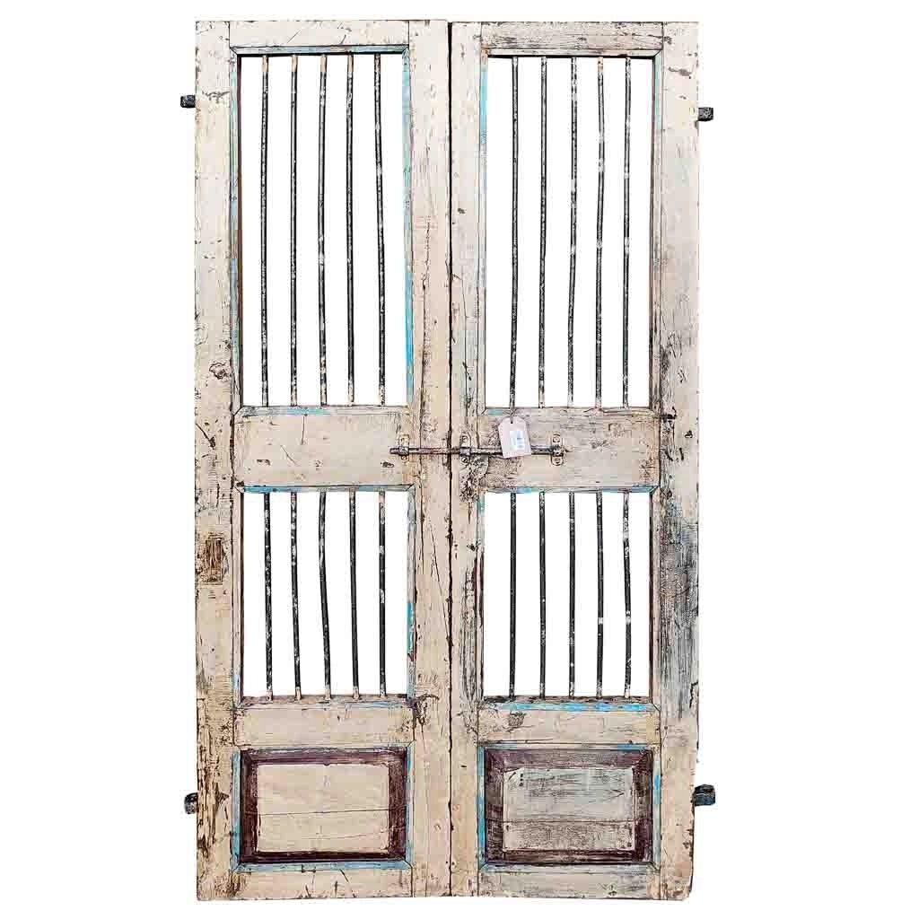 Porta in legno marrone con finitura artigianale, 98x3x175 cm (altezza).