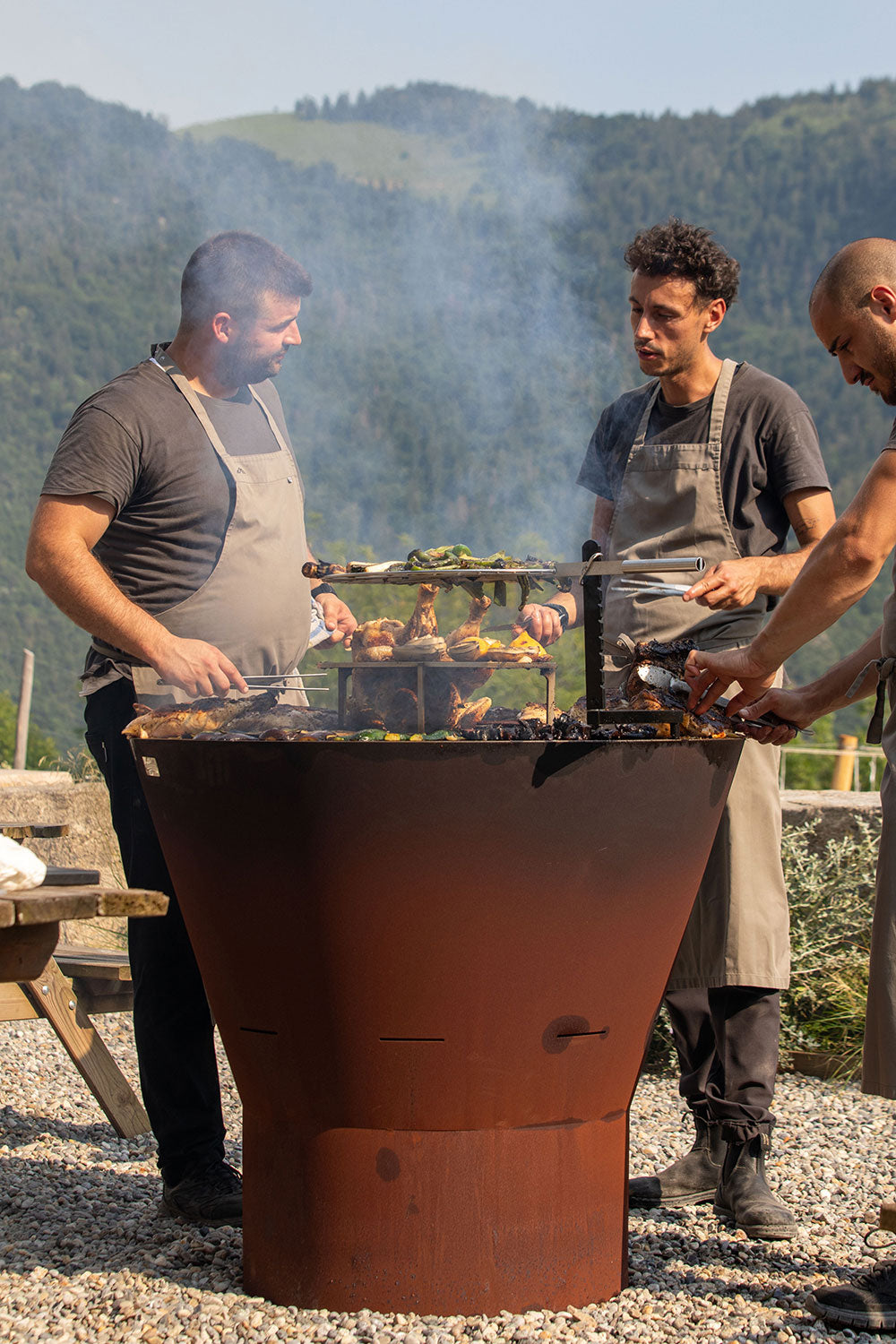 Barbecue a Legna Ø60x66 cm Azalea in Acciaio Nero Alta Temperatura