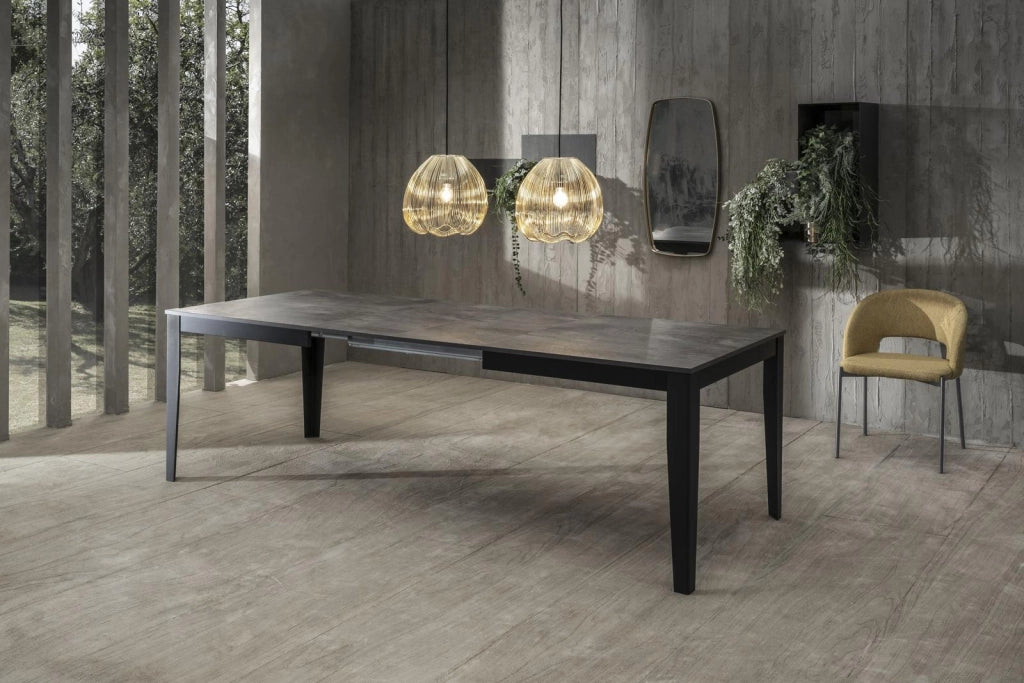 Tavolo allungabile cemento grigio- metallo nero 90 cm x 156- 316 cm H. 76 cm