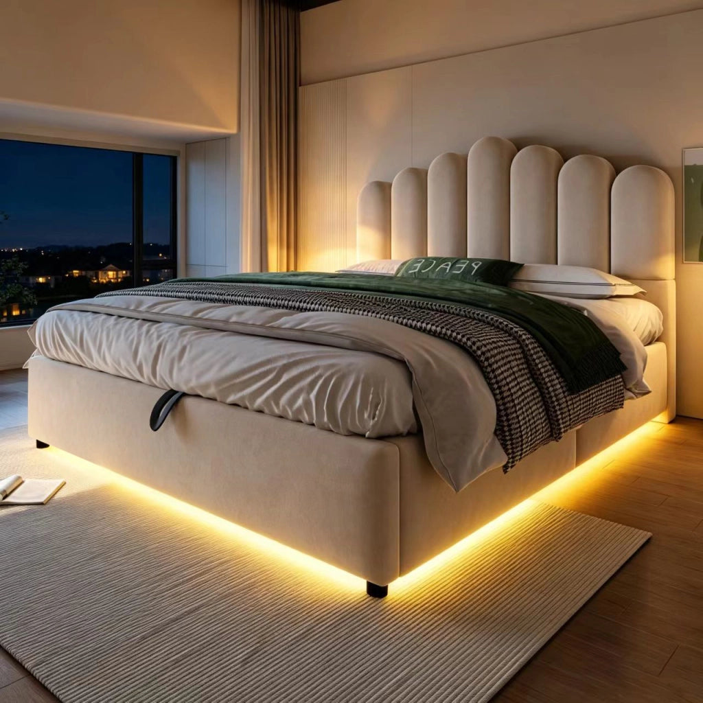 Letto imbottito 140x200 cm con contenitore idraulico, testiera imbottita, LED e rete a doghe, in velluto beige