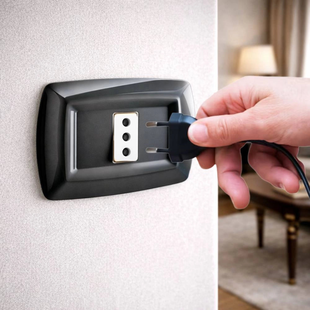 Placca elettrocanali tondò nera in tecnopolimero per installazione elettrica *** numero posti 1 posto, confezione 1