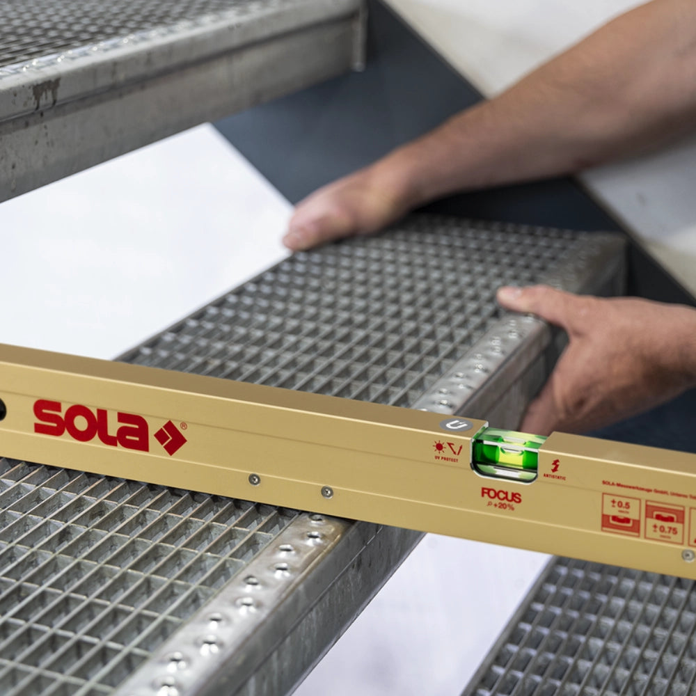 Livella magnetica alluminio azm colore oro lavori edili posa fai da te *** lunghezza 150, confezione 1