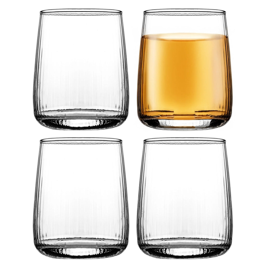 Set di 4 bicchieri da 310 ml per bevande, acqua e succhi di frutta, con superficie scanalata.